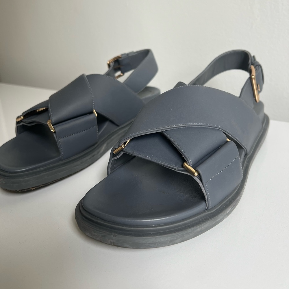 Marni Fussbett Sandals